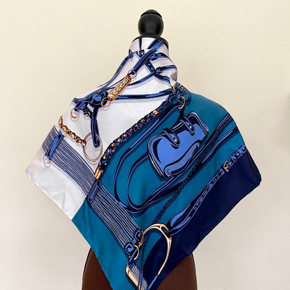 Display Gucci Scarf Iconic Equestrian Logo Print Silk Wrap with Defect